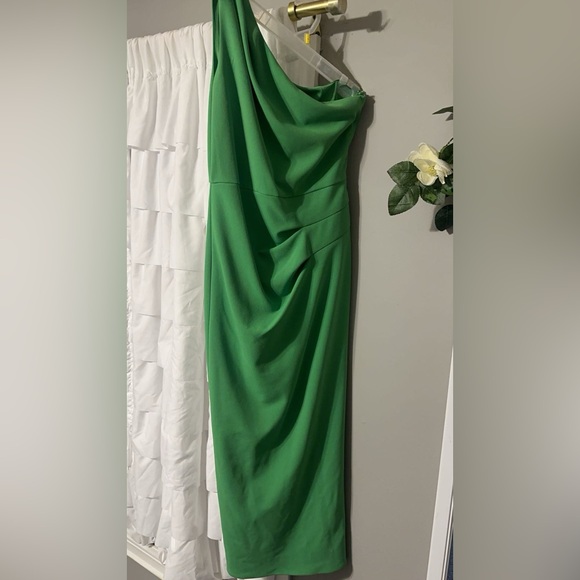 WORN ONCE! - Picture 2 of 2